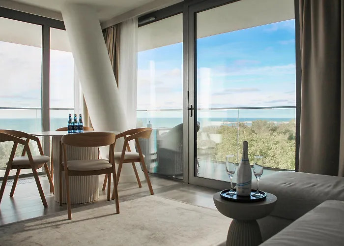 Privilege Apartment *